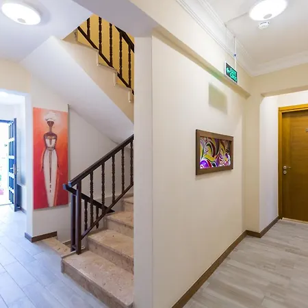 מלון Old Town Boutique 3*