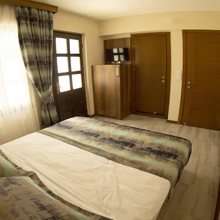 Old Town Boutique Hotel 5*